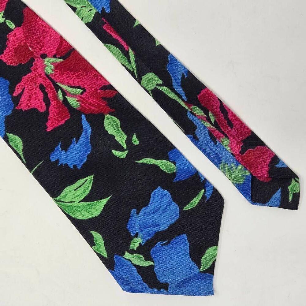 VINTAGE TIES BY JON CALIFORNIA SILK TIE BLACK BLUE RED HAWAIIAN MOTIF 3.5" X 57"
